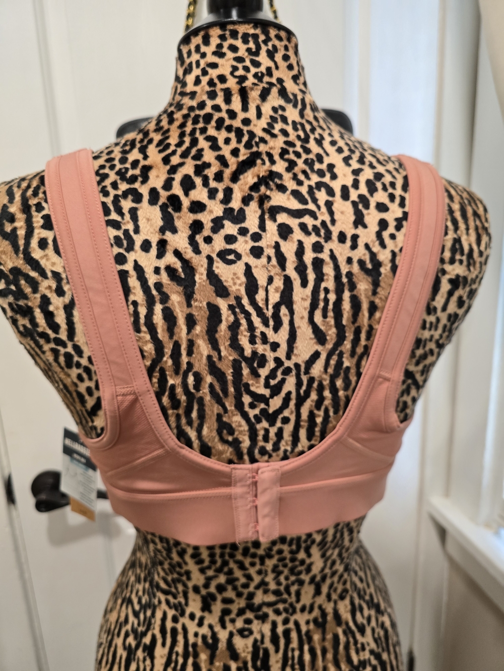 Duluth Trading Co High-Impact Sports Bra - Dusty Rose - Picture 2 of 3